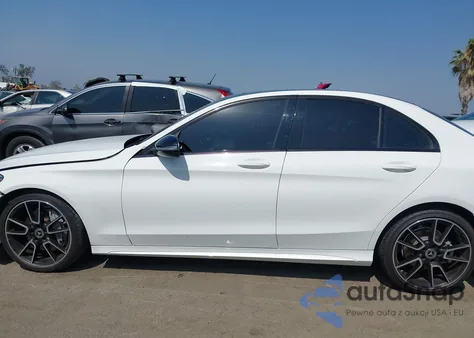 2019 Mercedes-Benz C 300 из США, поврежденный, VIN 55SWF8DB3KU291339